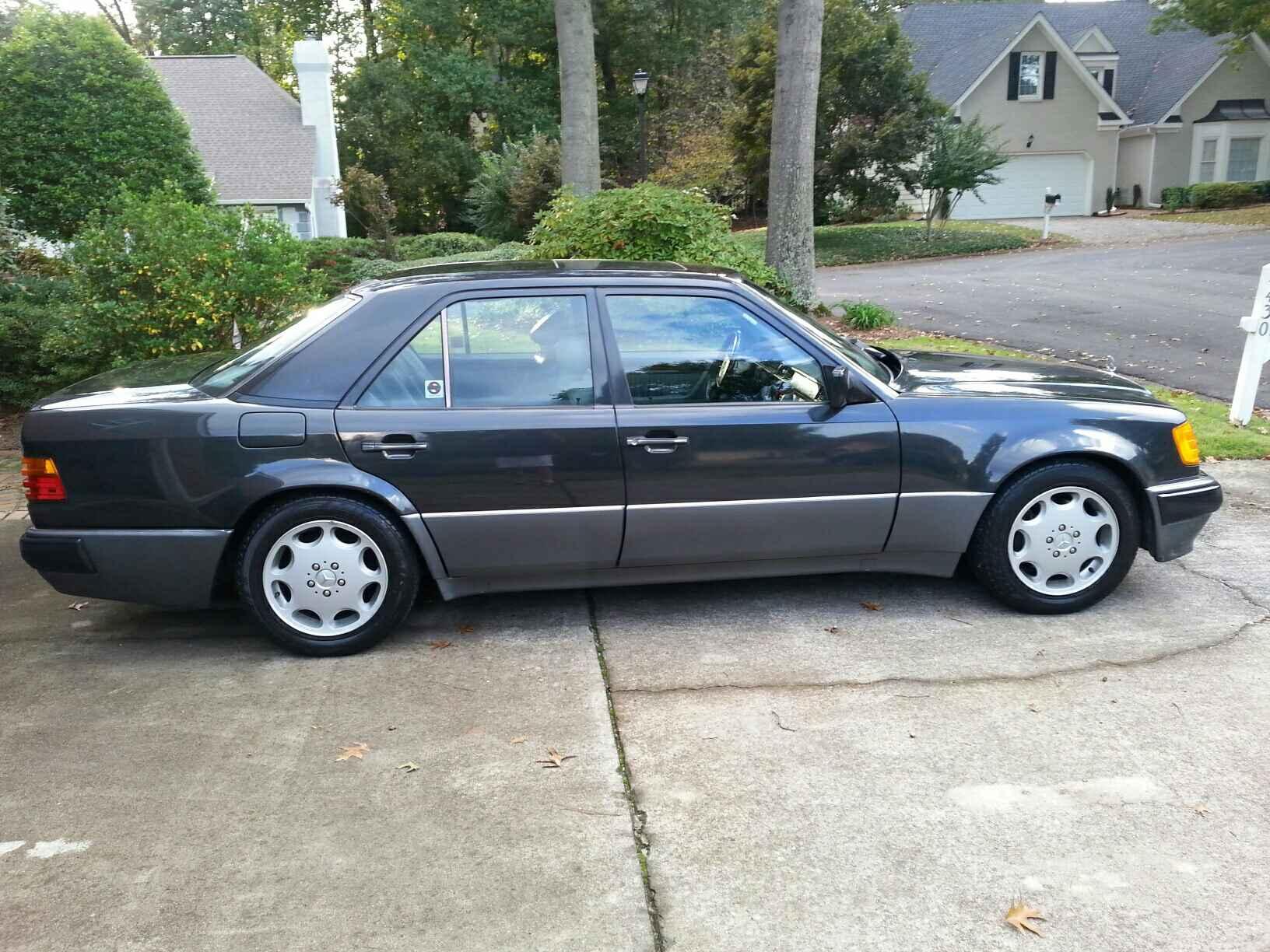 1992 500e Passenger Side View.jpg 